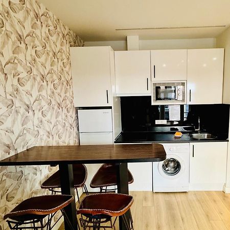 Apartamentos Apolo Мадрид Экстерьер фото
