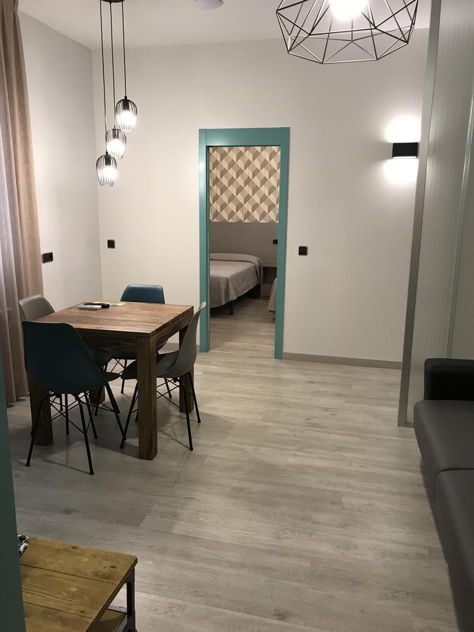 Apartamentos Apolo Мадрид Экстерьер фото
